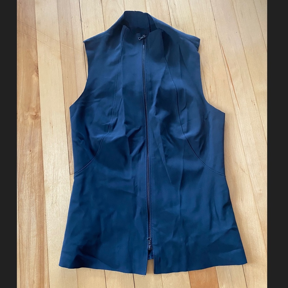 M2057 by Maria Pinto vest